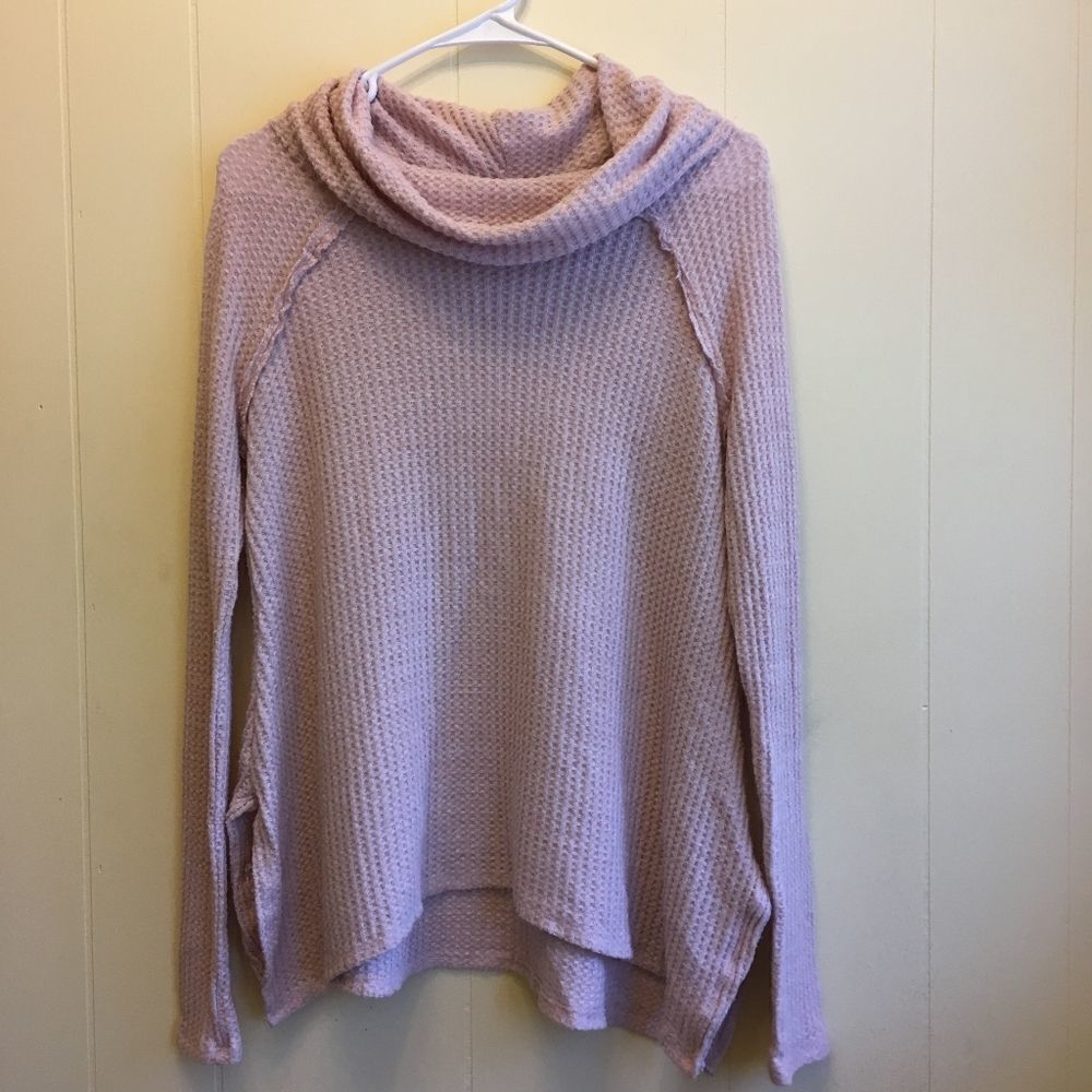 CHARMED HEARTS WAFFLE KNIT COWL NECK TOP‎